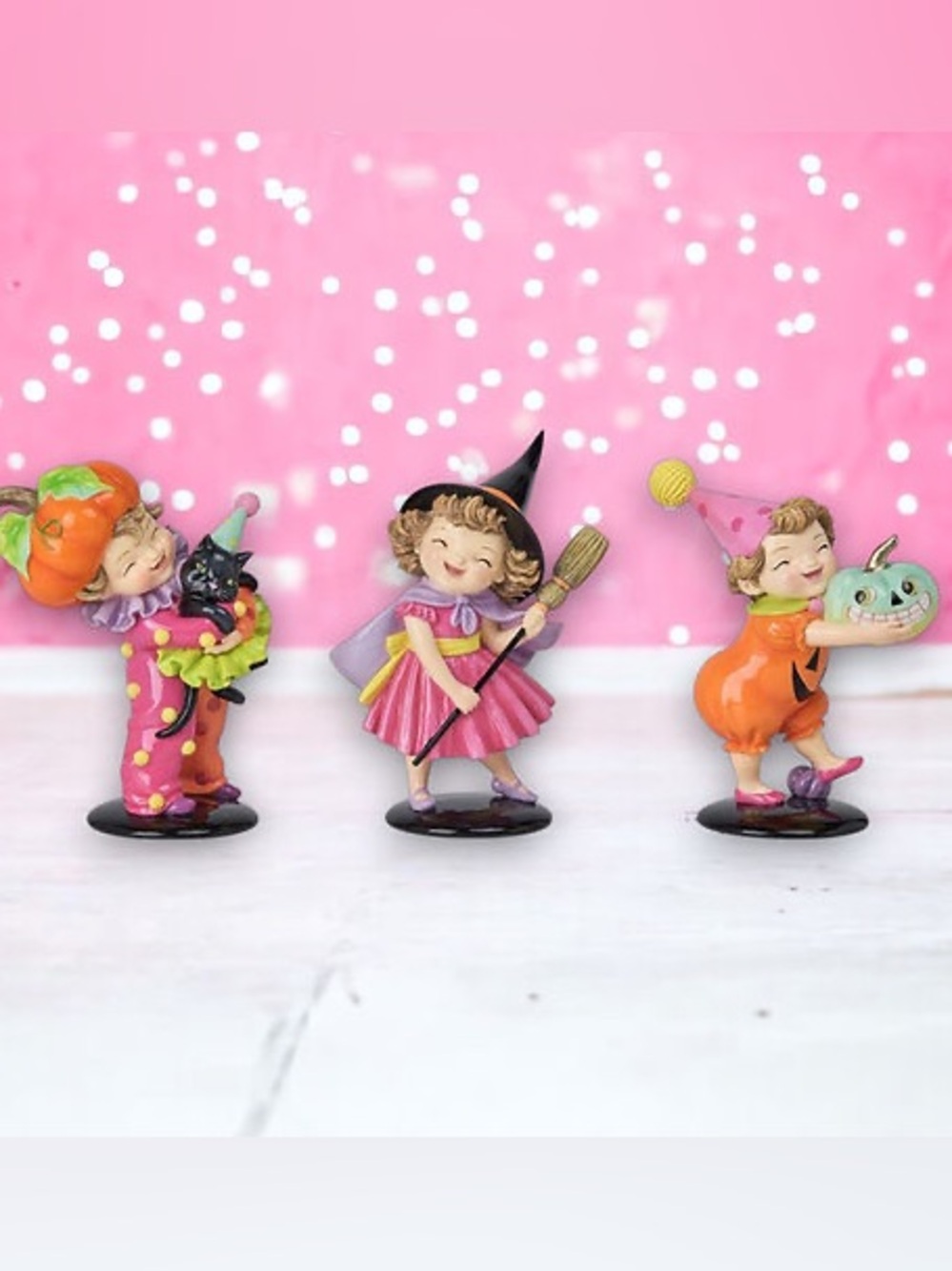 6" Halloween Kids Assorted Set of 3
Brand New-Still in wrapping with tags